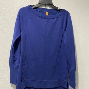Lucy  activewear medium Sweatshirt Sz M